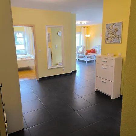 Haus Ostseeblick Whg. 8 * Goehren (Ruegen)